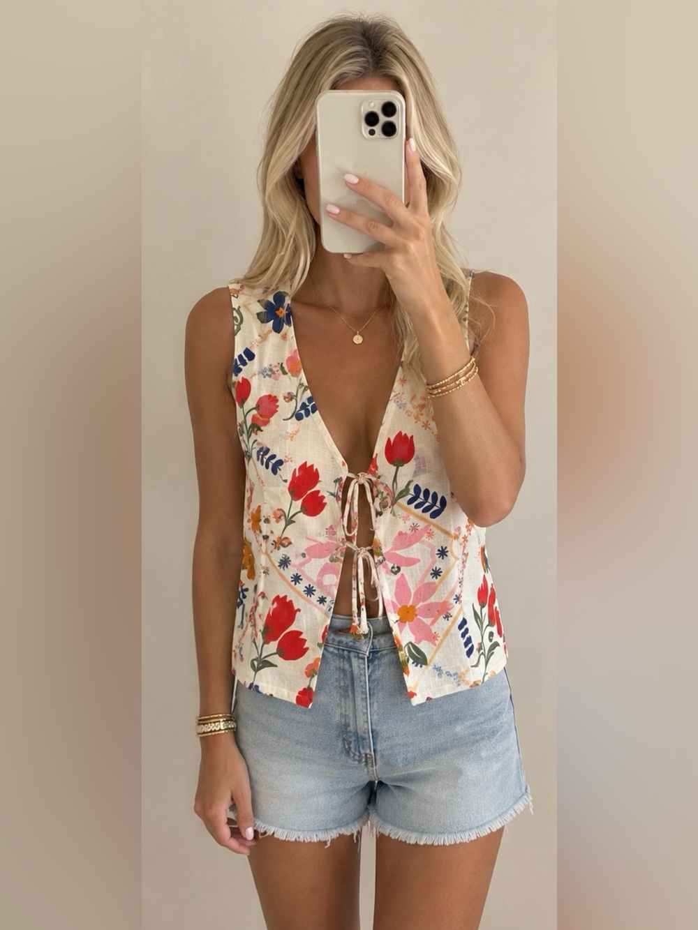 Buckle White Floral Tie-Front Tank Top